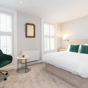  Guest house Place Ireland